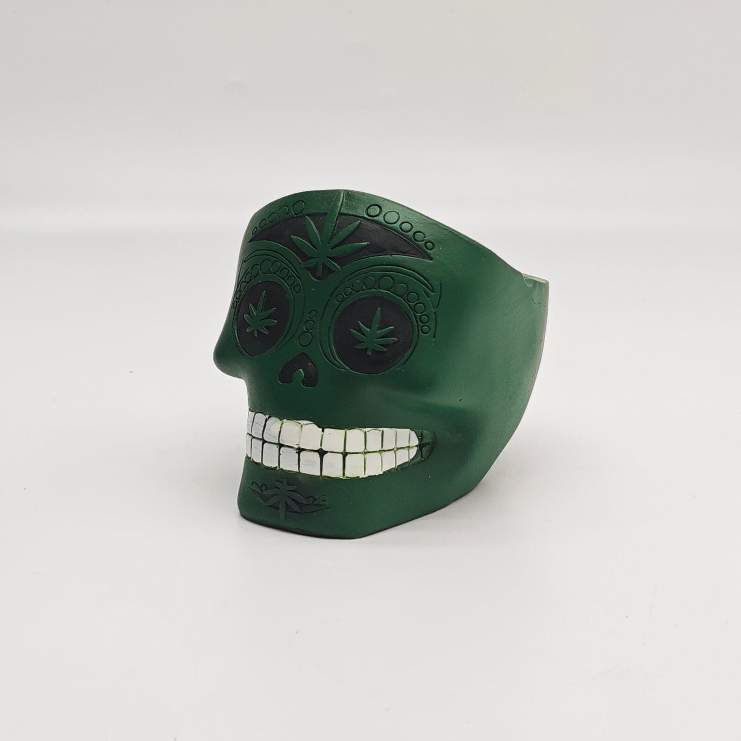 Calavera Leaf Ashtray
