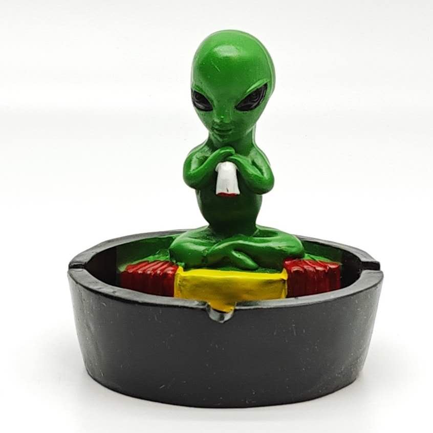 Alien Leaf Ashtray
