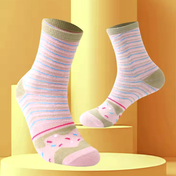 TRIM QUEEN | DONUT PINK SWIRL SOCKS