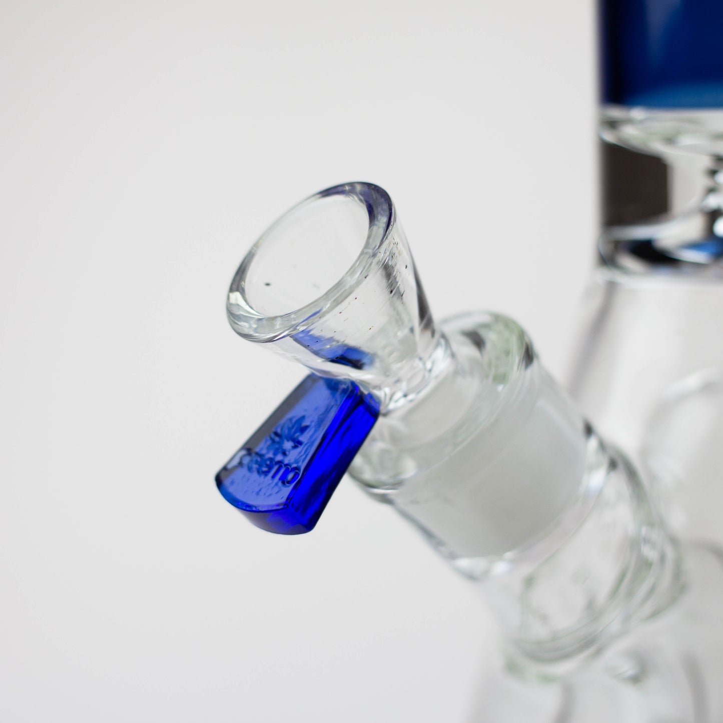 preemo - 18 inch Showerhead to Swiss Perc Beaker [P051]