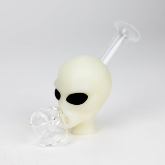 4" Alien hand pipe glow in the dark [YS-096]