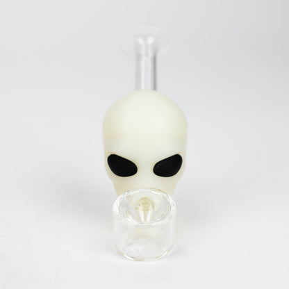 4" Alien hand pipe glow in the dark [YS-096]