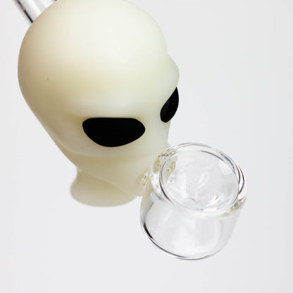 4" Alien hand pipe glow in the dark [YS-096]