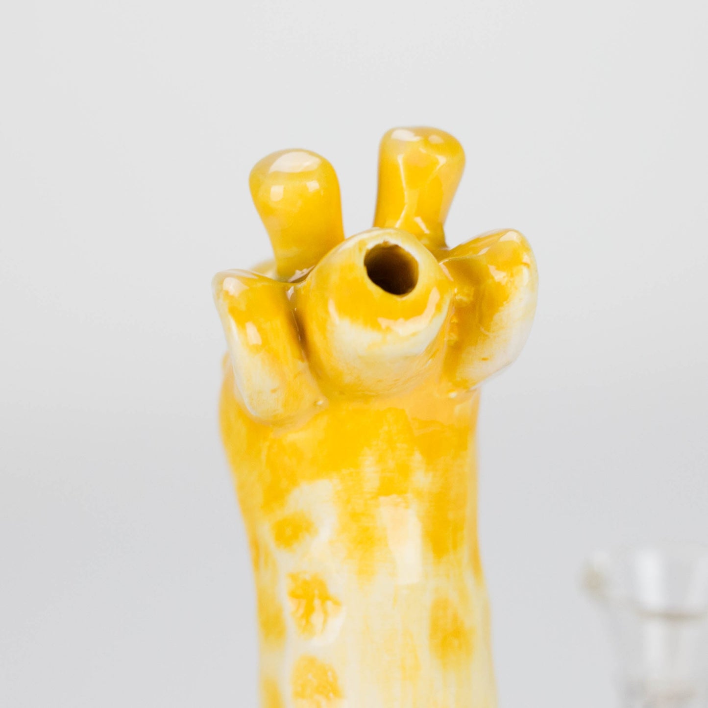 8" Vintage Jerry the Long Neck Ceramic Bong – Playful Giraffe-Inspired Design [ES093WP]