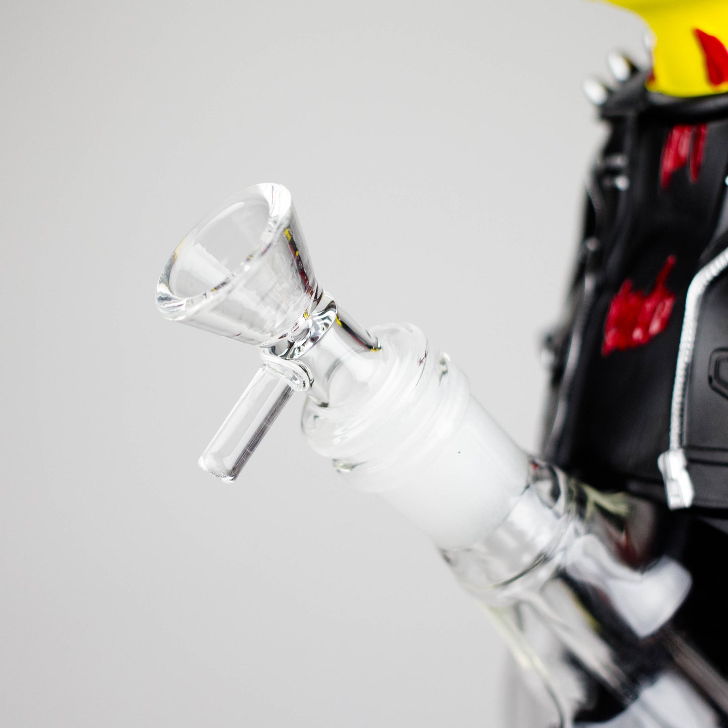 11.5" Spiky Rebel water pipe